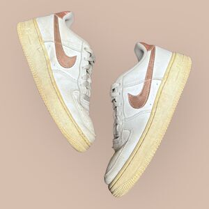 Nike Air Force 1 Size 4.5Y White Leather AF-1 Rose Gold Swoosh Lace up